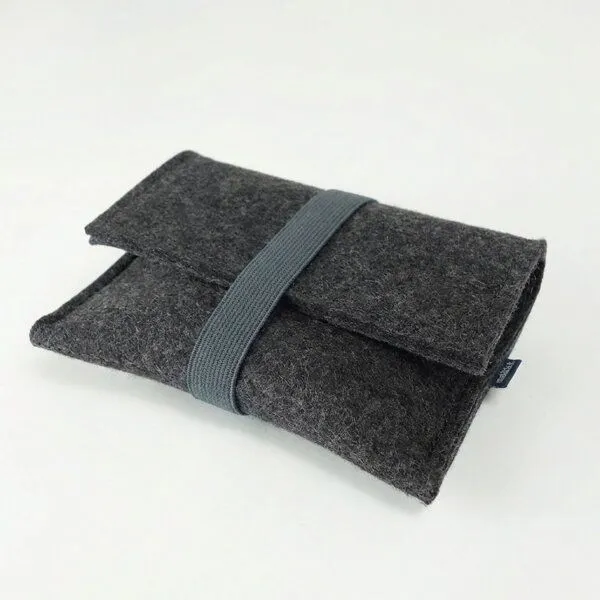 matilda k. manufaktur matilda k. manufaktur Kabel Organizer aus Wollfilz 'otto' in 2 Größen, Anthrazit, – Produktbild 8 von 8