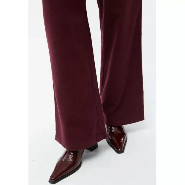 Givn Berlin Givn Berlin Hose Beatrice aus Baumwolle (bio), Burgundy (rot), – Produktbild 3 von 4