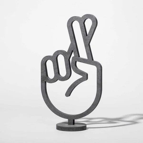 Fyngers Fyngers Dekorationsobjekt gefräst aus Valchromat - Modell Fingers Crossed – Produktbild 1 von 4