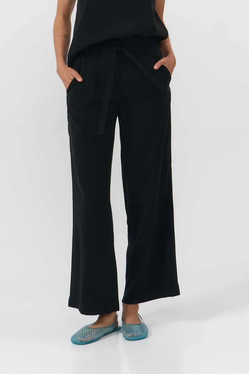 SUITE13LAB SUITE13LAB Damen vegan Hose Eo Schwarz, Schwarz, – Produktbild 2 von 4