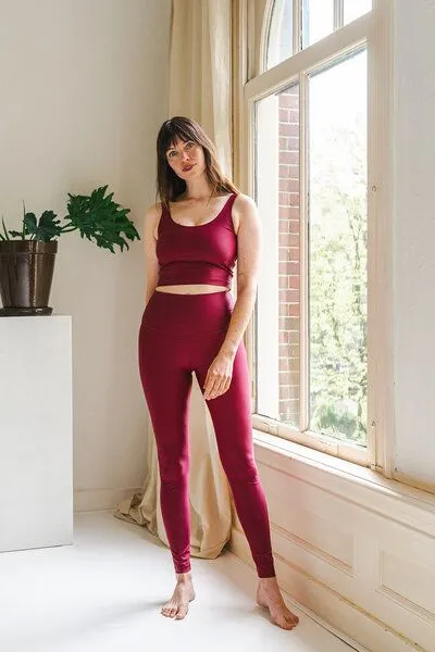 The View Yoga The View Yoga Iris Top Bright Bordeaux, Red, – Produktbild 4 von 4