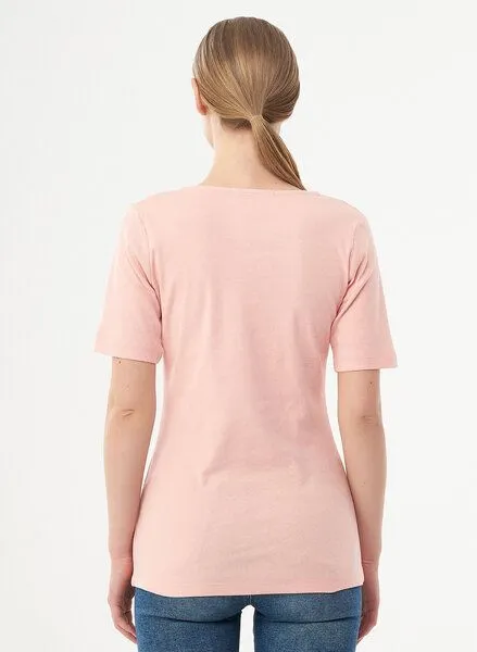 ORGANICATION ORGANICATION Geripptes T-Shirt aus Bio-Baumwolle mit V-Ausschnitt, Powder pink, – Produktbild 4 von 4