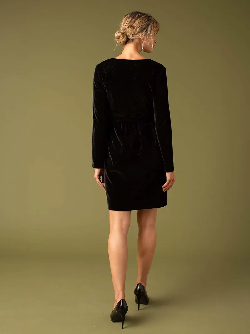 Envie De Fraise Wickelkleid aus Velours für Schwangerschaft und Stillzeit ENVIE DE FRAISE, Schwarz, – Produktbild 4 von 4