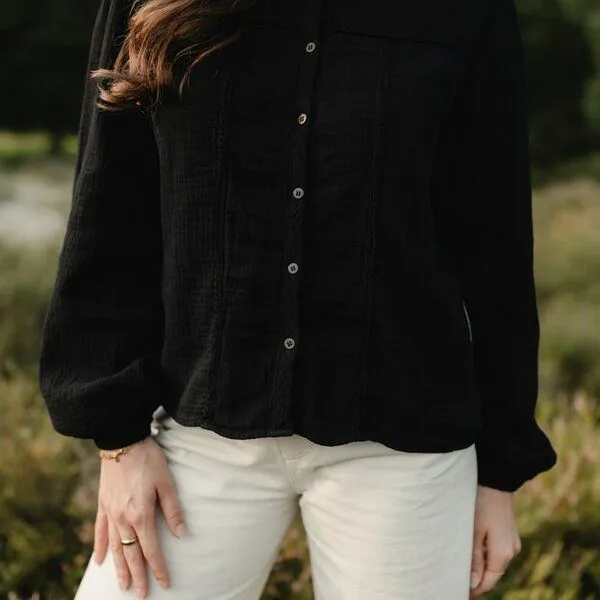 NORDLICHT NORDLICHT Musselin Bluse Emi-Langarm aus 100% Bio-Baumwolle, Schwarz, – Produktbild 3 von 4