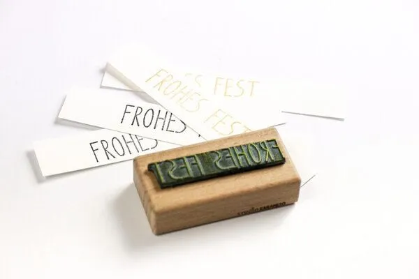 STUDIO KARAMELO STUDIO KARAMELO Frohes Fest Stempel Weihnachten – Produktbild 1 von 4