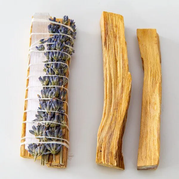 Divasya Divasya Palo Santo "Starter Kit" für energetische Räucherrituale – Produktbild 3 von 5