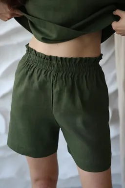 Amber Linen Amber Linen Damen vegan Shorts Positano Waldgrün – Produktbild 1 von 1