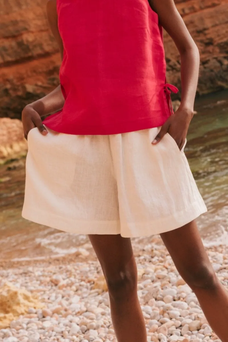 AmourLinen AmourLinen Damen vegan Shorts Betty Klassisch Weiß, Weiß, – Produktbild 2 von 2