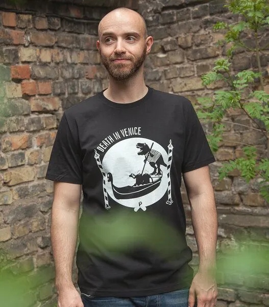 päfjes päfjes Death in Venice - Fair gehandeltes Männer T-Shirt - Black – Produktbild 1 von 3