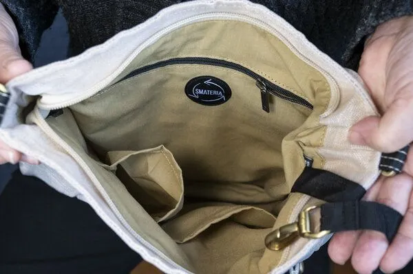 Smateria Smateria Umhänge-Tasche Peer, Bordeaux (rot), – Produktbild 4 von 4