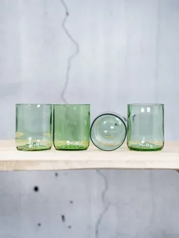 MaBe MaBe Trink Glas 250ml - Upcycling aus der Weinflasche - die nachhaltige Geschenkidee - 1 Stk – Produktbild 1 von 1