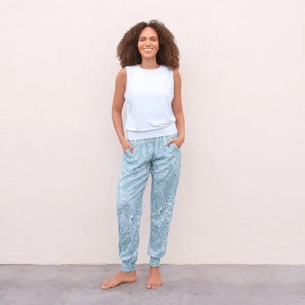 Jaya Jaya ANANDA ROSEBIRD & FLOWERS - Damen - Sommerhose für Yoga und Freizeit, Hawaiigreen/grün, – Produktbild 1 von 2