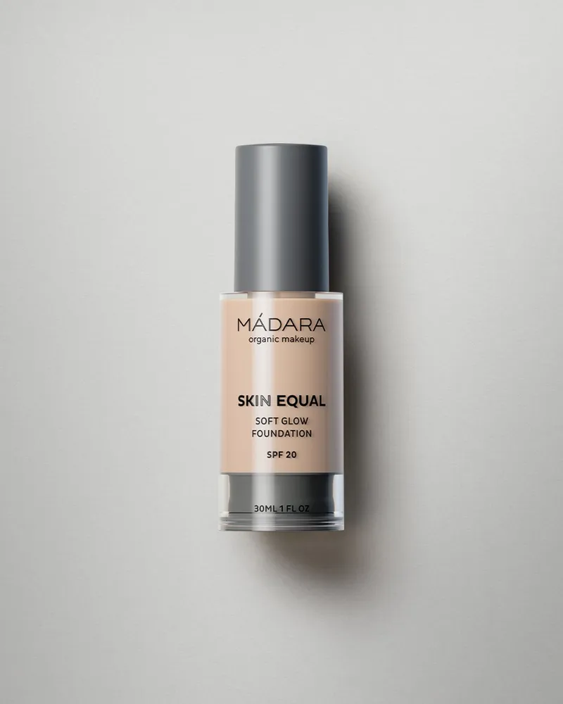Madara Cosmetics Madara Cosmetics Grundierung für ein sanftes Strahlen LSF 20 – Produktbild 1 von 2