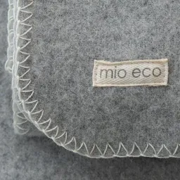 mio eco mio eco Kleine rustikale Kuscheldecke Elbwolle – Produktbild 1 von 1