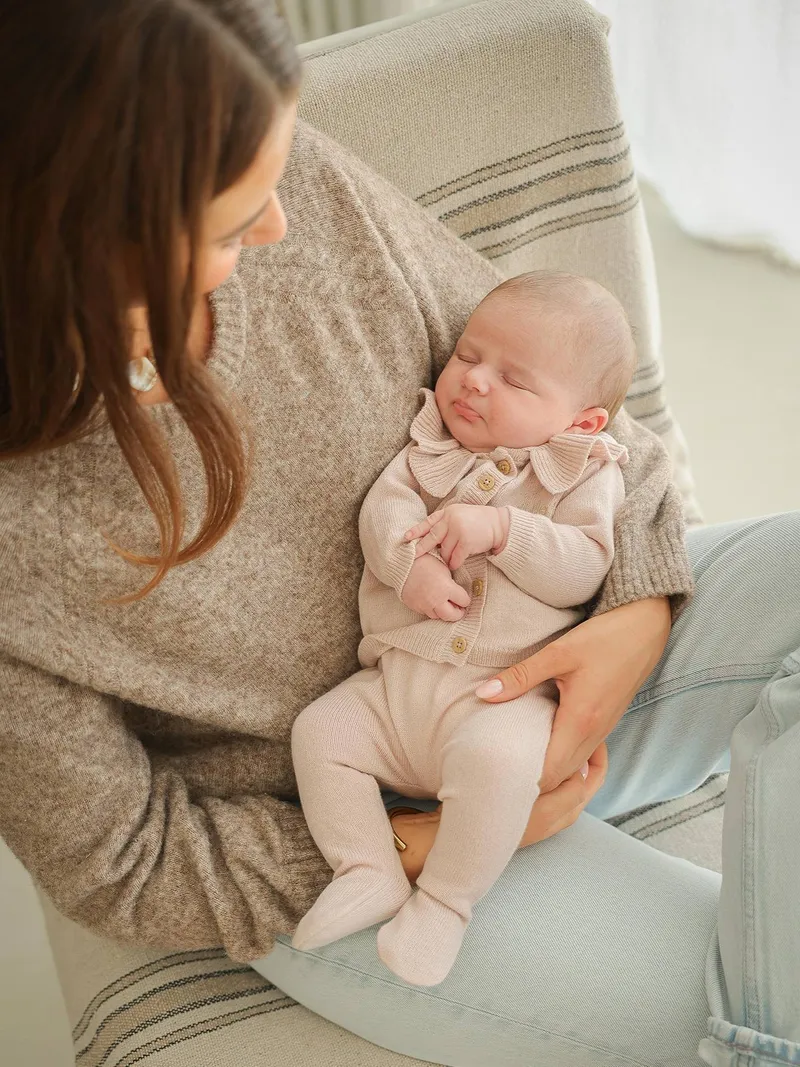 Envie De Fraise Baby-Set aus Merinowolle & Kaschmir, Blush, – Produktbild 2 von 4
