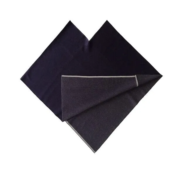 austriandesign.at austriandesign.at DreieckPoncho reversibel dünn aus extrafeiner Merinowolle, Violett/grau, – Produktbild 3 von 3