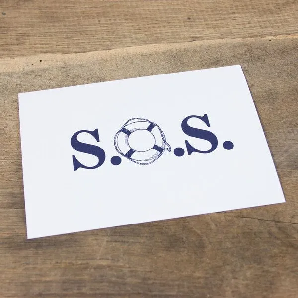 Bow & Hummingbird Bow & Hummingbird Postkarte S.O.S. – Produktbild 2 von 2