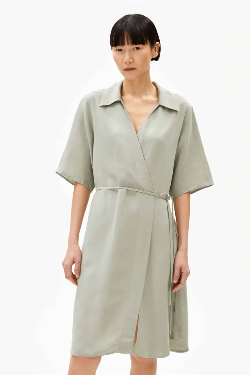 ARMEDANGELS ARMEDANGELS Damen vegan Kleid Femnaami Lino Grün, Hellgrün, – Produktbild 2 von 2