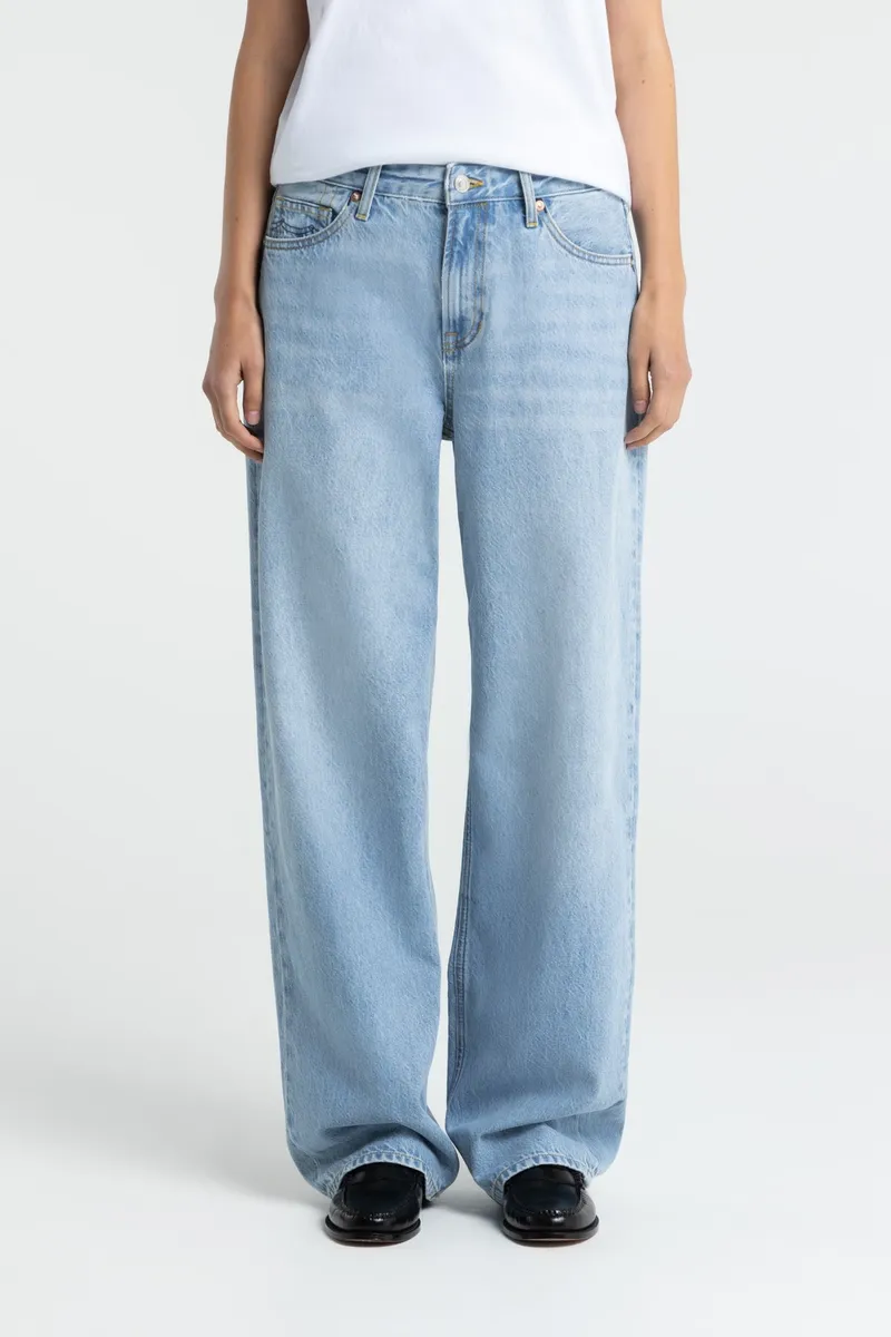 Kings Of Indigo Kings of Indigo Damen vegan Jeans Joan Washed Blau Reef Super Light, Hellblau, – Produktbild 1 von 2