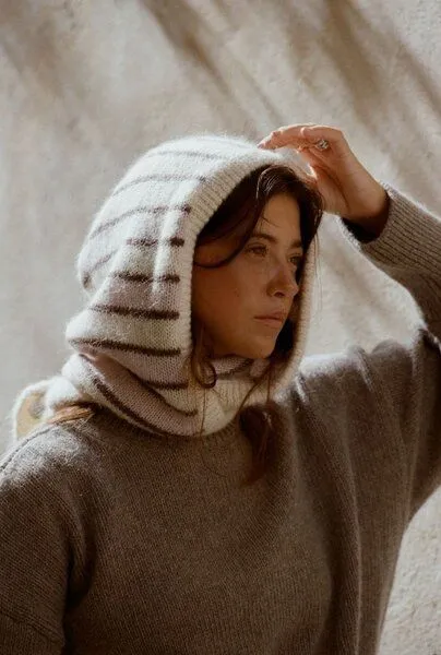 Nénés Nénés Wollmütze zum Binden – Marguerite, Weiß / rosa, – Produktbild 2 von 4