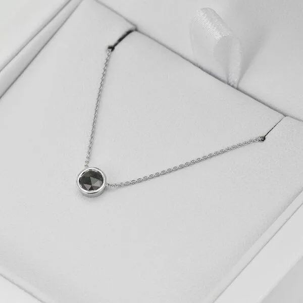 Eppi Eppi Goldene Halskette Bezel mit Salz-und-Pfeffer-Diamanten Terun, Weiss, – Produktbild 1 von 3