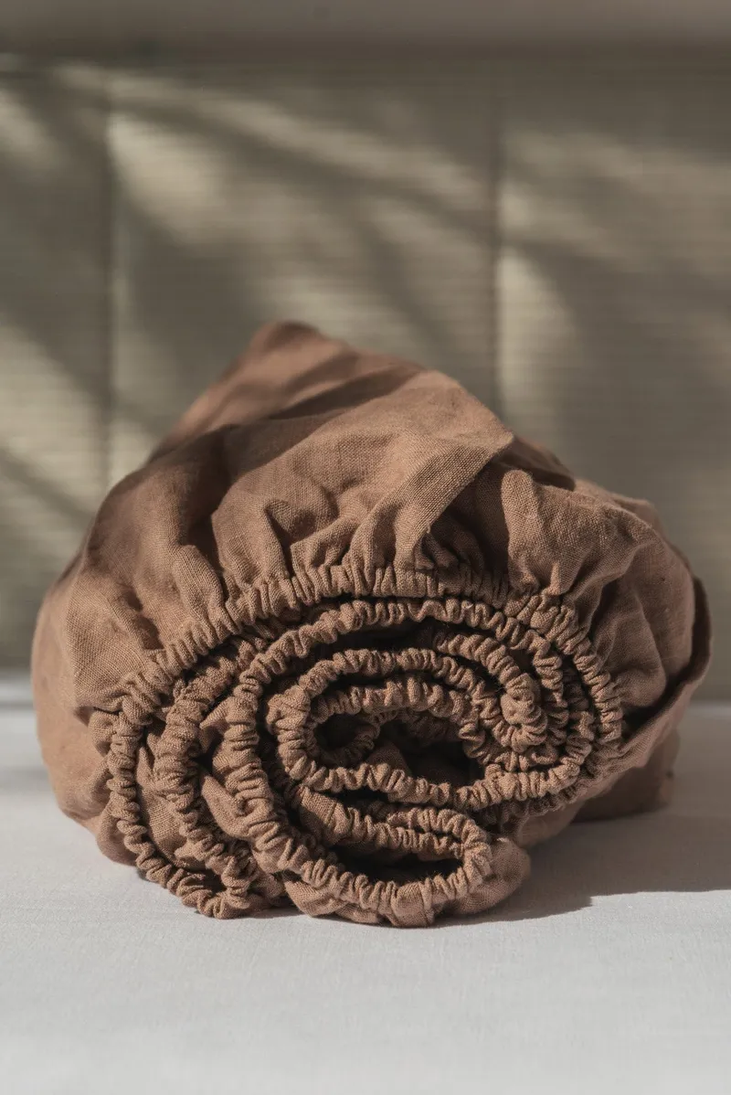AmourLinen AmourLinen unisex vegan Spannbettlaken Leinen, Hellbraun, – Produktbild 1 von 2