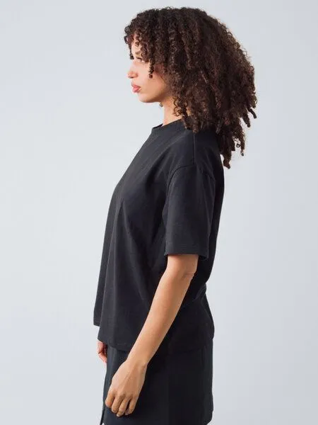 Honest Basics Honest Basics OG Shirt aus Bio- und recycelter Baumwolle, Schwarz, – Produktbild 4 von 4