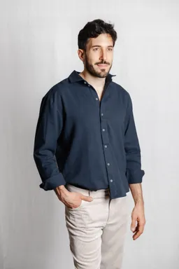 Jyoti - Fair Works Jyoti - Fair Works Herren vegan Hemd Nakshita Grau Blau – Produktbild 1 von 1
