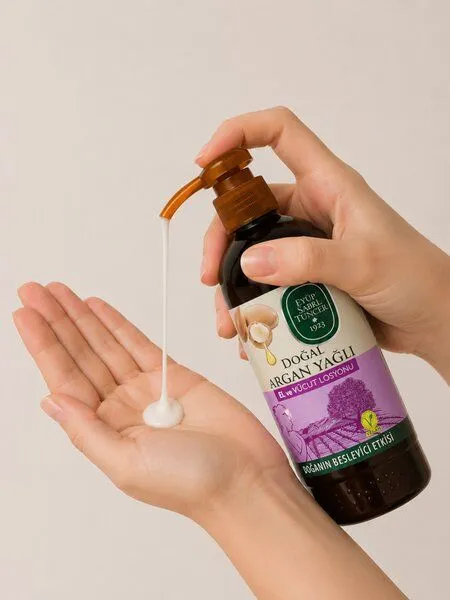 Eyüp Sabri Tuncer Eyüp Sabri Tuncer Vegan Hand & Körper Lotion mit Vitamin E mit natürlichem Arganaöl – Produktbild 3 von 4