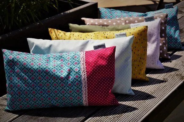 NoWaste Wrapping NoWaste Wrapping Zirbenkissen Kopfkissen Schlafkissen 20 x 30 cm, Bunte tropfen, – Produktbild 2 von 2