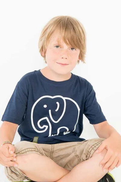 Maishameanslife Maishameanslife Tembo - Kleiner Elefant - Bio T-shirt für Kinder - Blau - Unisex – Produktbild 4 von 4