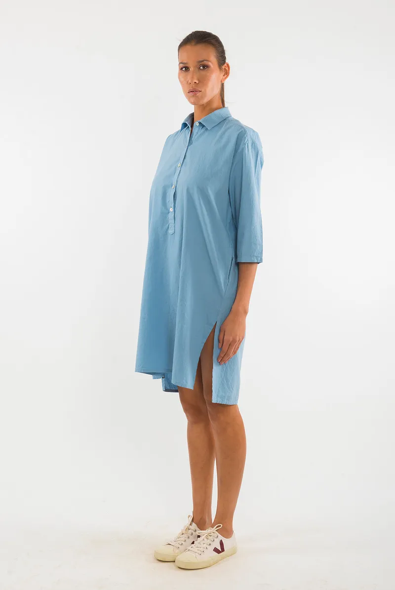 RAVENS VIEW IBIZA RAVENS VIEW IBIZA Damen vegan Hemdkleid Isla Faded Denim Blau, Blau, – Produktbild 1 von 2