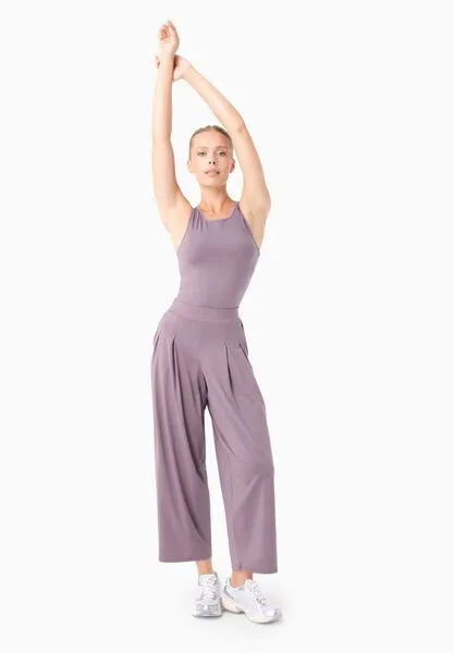 ORGANICATION ORGANICATION PEENY | Weit geschnittene Hose aus recyceltem Polyamid, Dirty lilac, – Produktbild 1 von 4