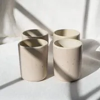EDDA stoneware EDDA stoneware Handgemachter Steingut Becher Eelina - Cappuccino Beige (ø 8 x 10 cm, 0,35 L) – Produktbild 1 von 1