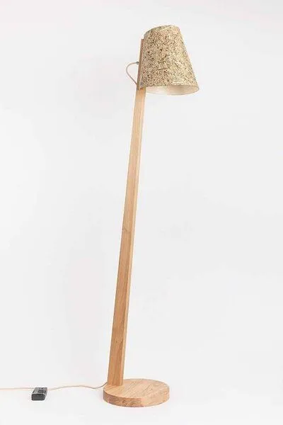 ALMUT von Wildheim ALMUT von Wildheim Handgemachte Stehlampe aus Eiche Lampenschirm aus Naturmaterialien, Almheu (grün), – Produktbild 1 von 4