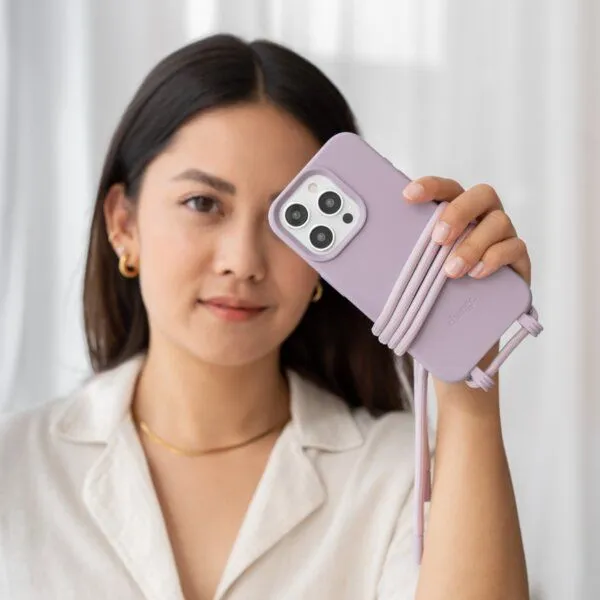 change the label change the label Change Case - 2in1 Nachhaltige iPhone Hülle mit abnehmbarer Kette, Lila, – Produktbild 1 von 4