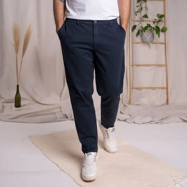 Vresh Clothing Vresh Clothing Vabiolo - Chino aus Biobaumwoll-Mix, Navy, – Produktbild 1 von 4