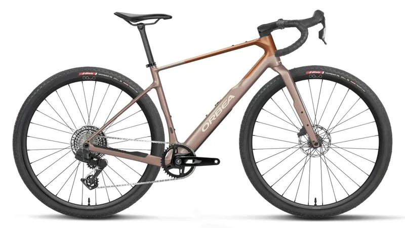 We Cycle Orbea Terra M31eTEAM 1X Carbon Gravel Fahrrad nickel/met cinnamon 2027 XS (155-166 cm) | Gravelbikes – Produktbild 1 von 1
