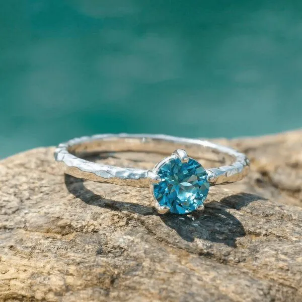 Spirit of Island Spirit of Island Silber Solitär Ring | Blauer Zirkon, Blau, – Produktbild 2 von 4