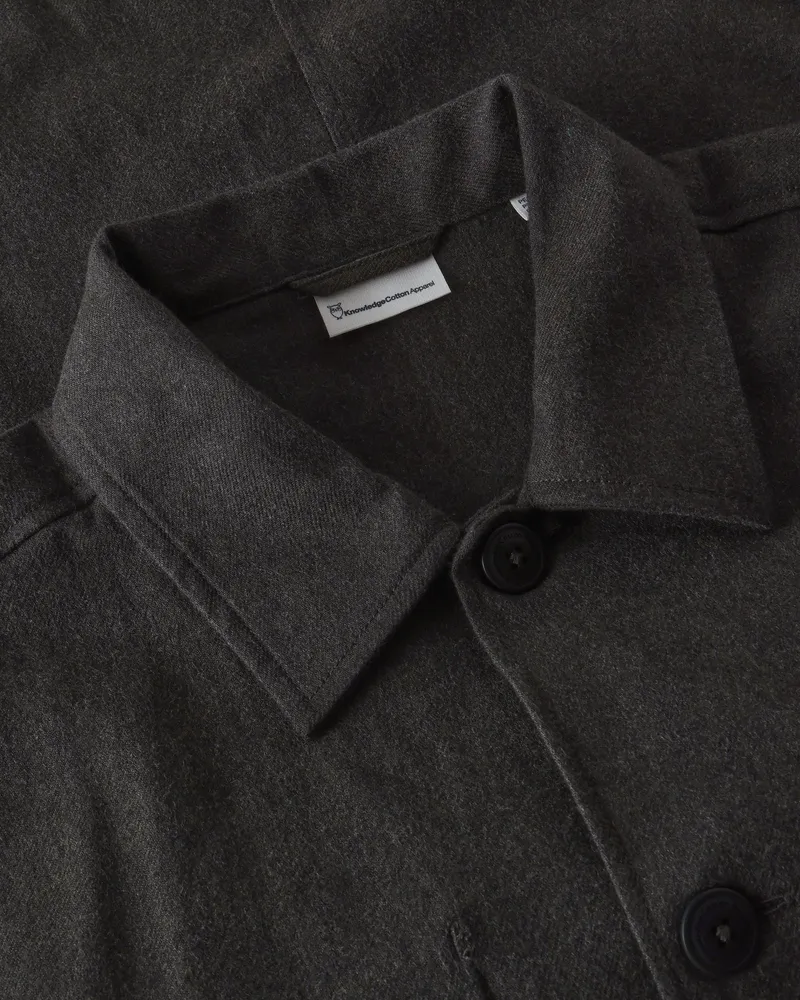 KnowledgeCotton Apparel KnowledgeCotton Apparel Herren vegan Overshirt Flanell Forest Night Grün, Grün, – Produktbild 2 von 2