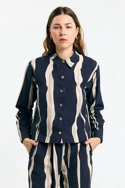 SUITE13LAB SUITE13LAB LISBOA SHIRT – Produktbild 1 von 1