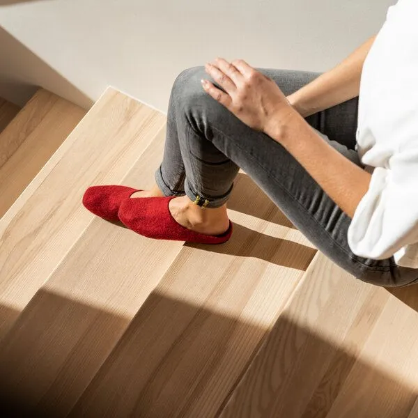 Magicfelt Magicfelt Filz-Hausschuh JU 720 für Damen aus 100% Merino-Wolle - Pantoffel mit komfortabler Filz-Latex-Sohle, Mittel-rot, – Produktbild 2 von 4