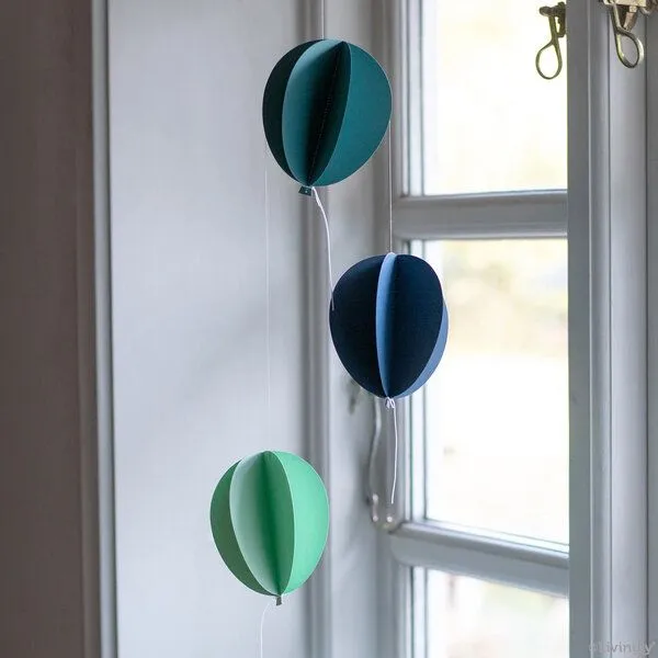 Livingly Livingly Ballon Mobile aus Papier, Blau/grün, – Produktbild 2 von 3