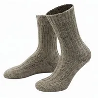 Opi and Max Opi and Max 3 Paar dicke Alpaka-Wollsocken – 65 % Wolle, 35 % Alpaka – warm, weich & langlebig – Unisex Socken für Damen & Herren, ideal für drinnen & draußen – Produktbild 1 von 1