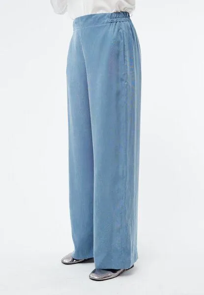 Givn Berlin Givn Berlin Hose GBMARLA relaxed aus TENCEL mit Peach-Effekt, Cloudy blue, – Produktbild 2 von 4