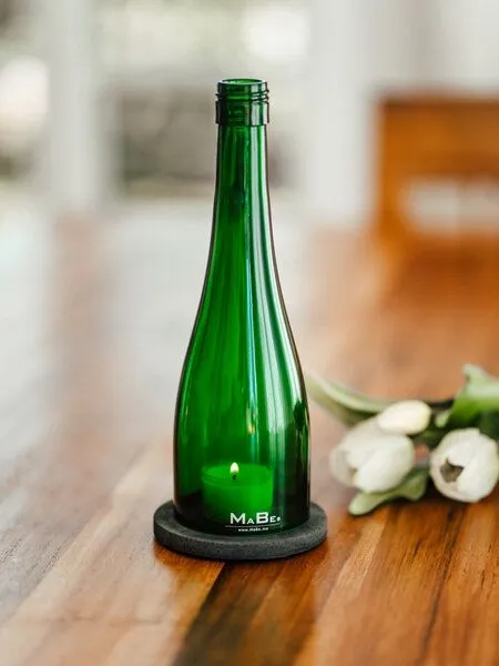 MaBe MaBe Wein Windlicht passend für jeden Tisch, Sideboard, Tresen - egal ob innen oder außen, Grün, – Produktbild 1 von 3