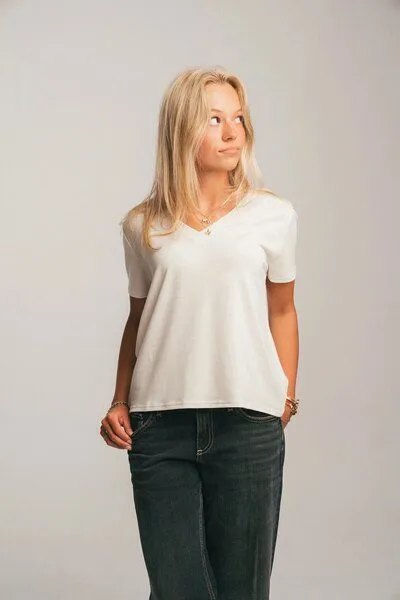Kopyto Kopyto LEGWAN RWS – Damen-T-Shirt mit V-Ausschnitt und kurzen Ärmeln aus Merinowolle, Nebelpetrol (grün), – Produktbild 2 von 3