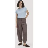 hessnatur hessnatur Gewebe Hose Barrel Leg aus Bio-Baumwolle mit Elasthan, Mocca, – Produktbild 2 von 5