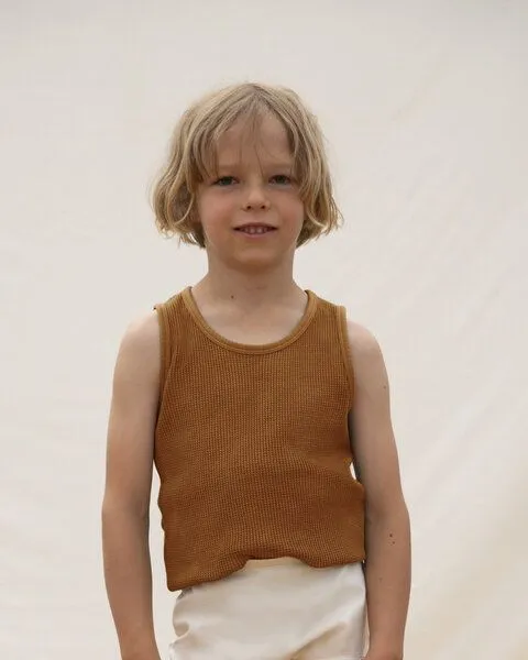 MATONA Matona Unterhemd / Tanktop für Kinder aus Bio-Baumwolle / Basic Tanktop, Braun, – Produktbild 1 von 2