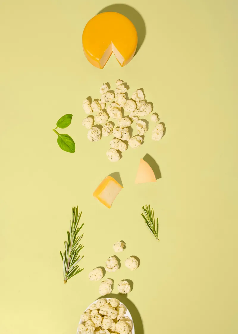KoRo Cheese Pops Gouda-Kräuter | 50 g – Produktbild 4 von 5